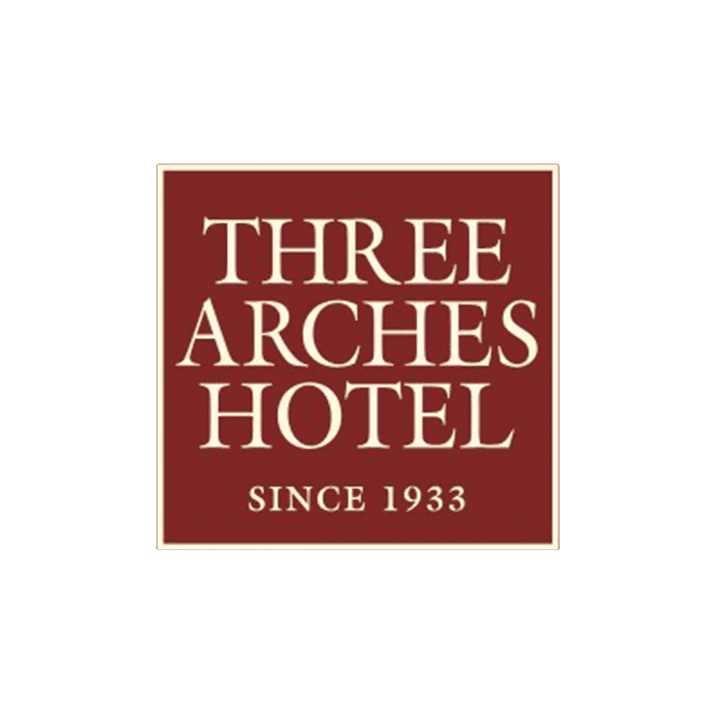 צור קשר שירות לקוחות מלון שלוש הקשתות לוגו